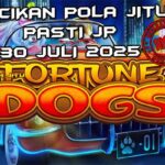 Gulungan Fortune Dogs dengan simbol anjing lucu untuk Racikan Pola Jitu 30 Juli 2025.